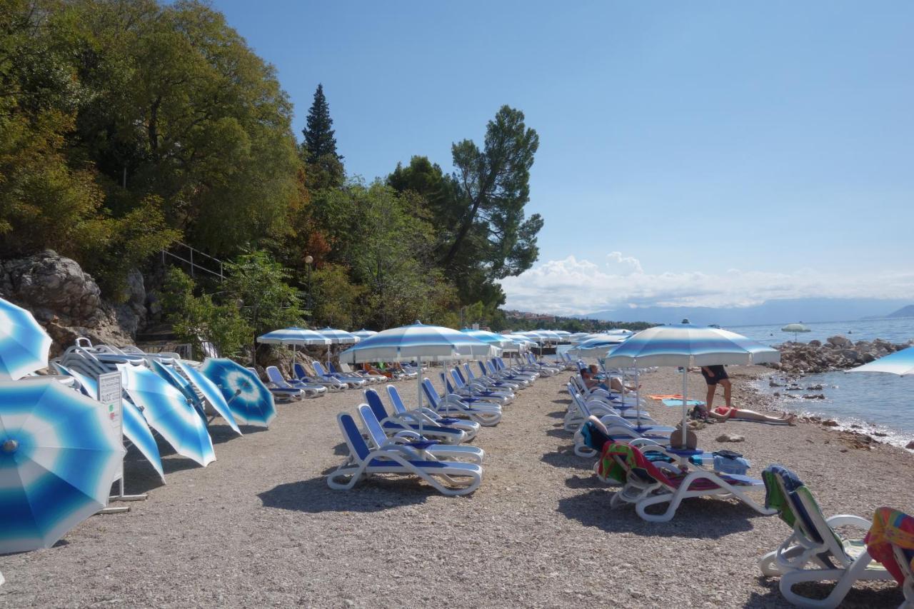 Apartments Obradovic Dramalj Kültér fotó